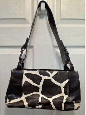 Nine & Co. Brown and Cream Giraffe Priint Shoulder Bag Purse 6"x12"